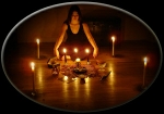 Rituel de magie blanche avec les bougies