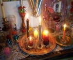 Rituel de magie blanche avec les bougies